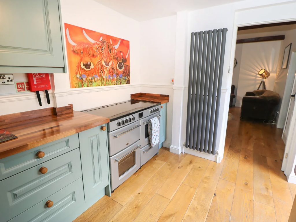Holiday cottage in Silkstone, South Yorkshire - self catering holiday cottage for rent