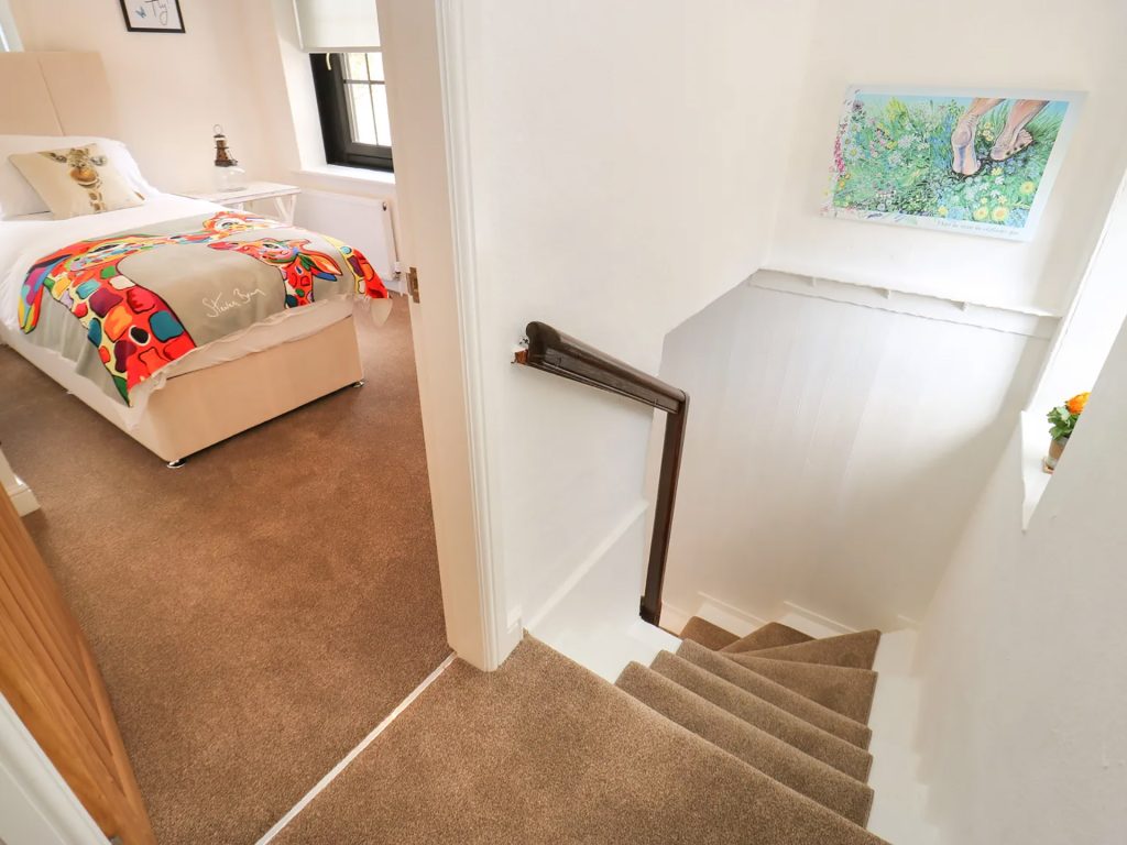 The Cottage Silkstone South Yorkshire - self catering holiday cottage for rent