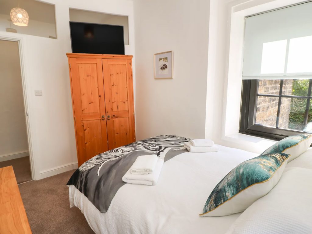 The Cottage Silkstone South Yorkshire - self catering holiday cottage for rent