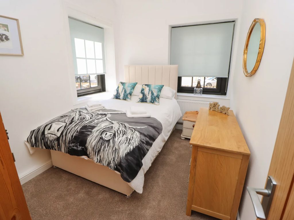 The Cottage Silkstone South Yorkshire - self catering holiday cottage for rent